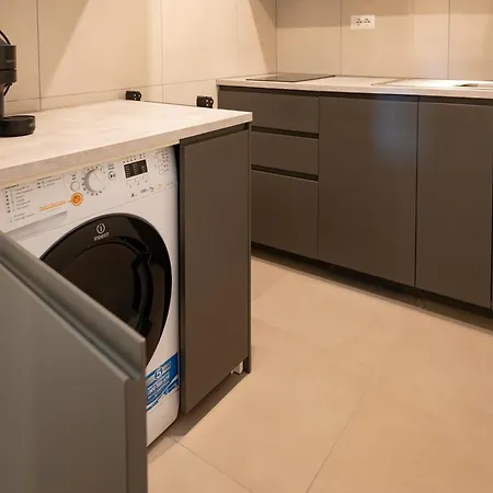 Domus In Lauro Daire