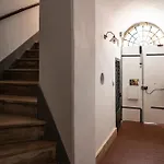 Domus In Lauro Apartment