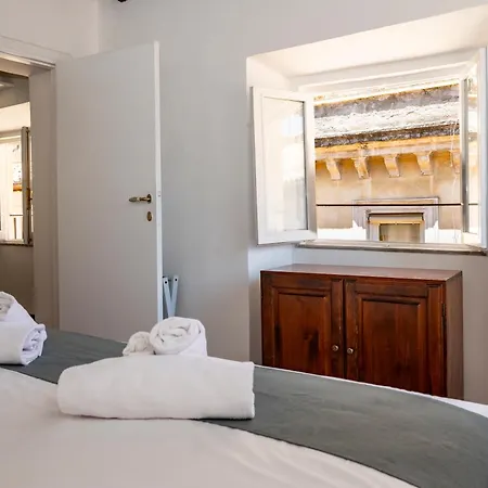 Domus In Lauro Apartment Rom