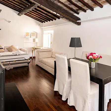 Apartment Domus In Lauro